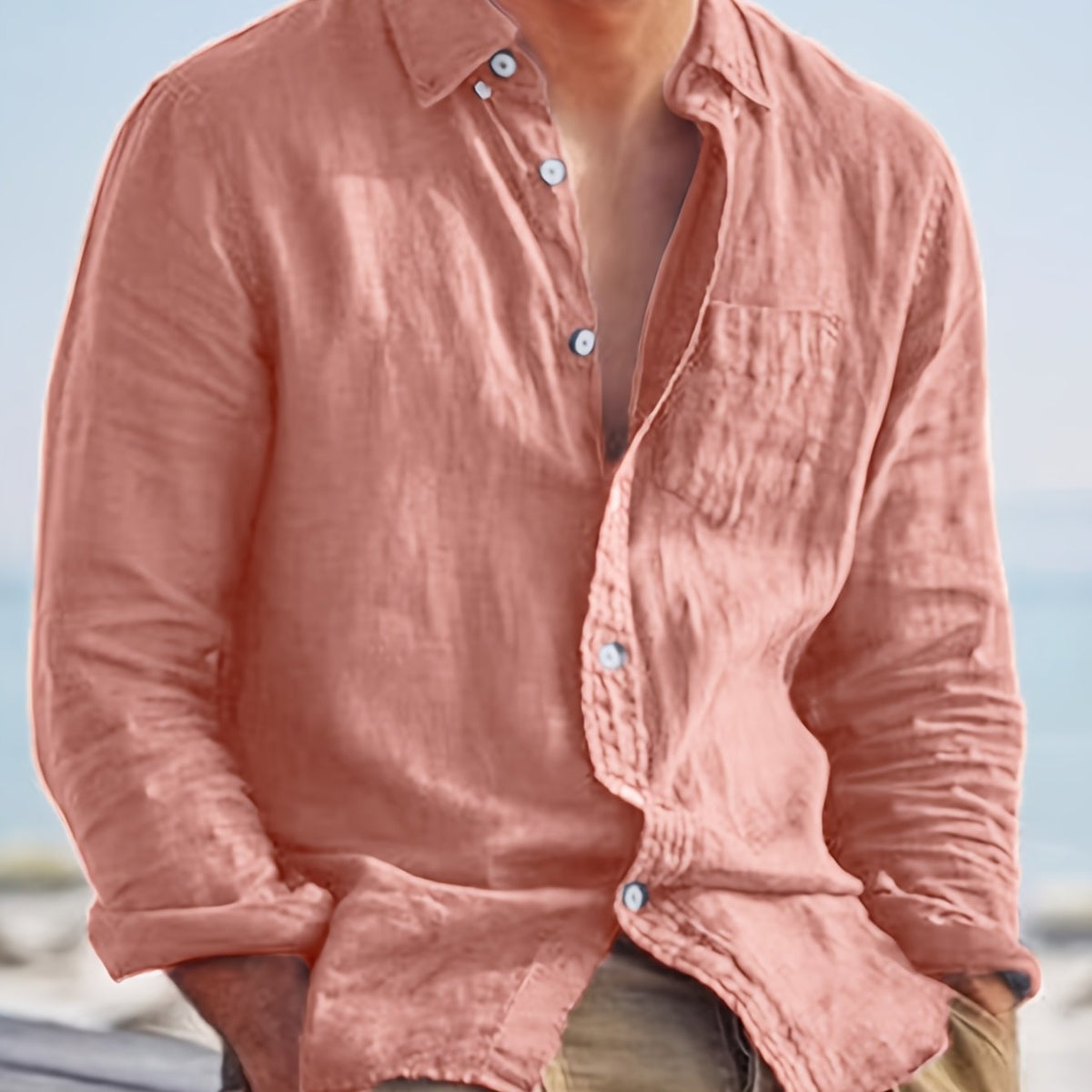 Chemise unie à col classique boutonnée