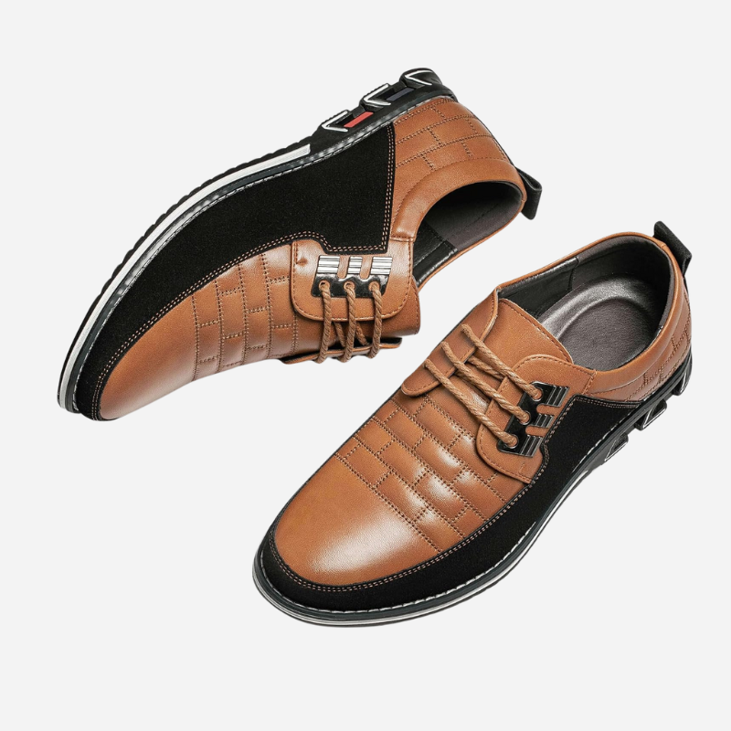 Chaussures de ville effet cuir perforé