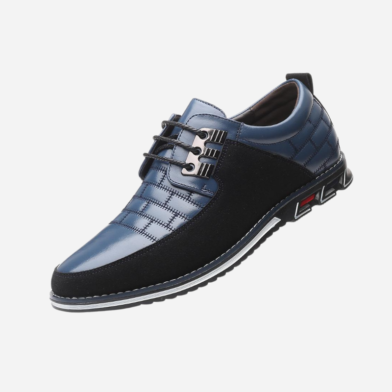 Chaussures de ville effet cuir perforé