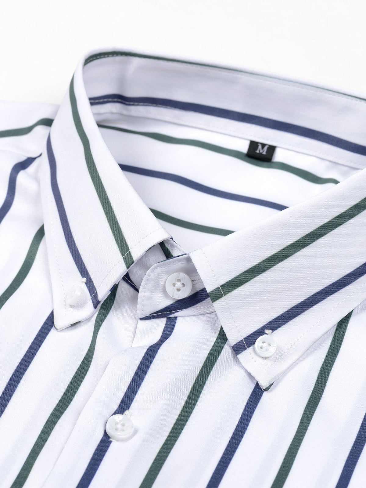 Chemise rayée blanche à col pointu