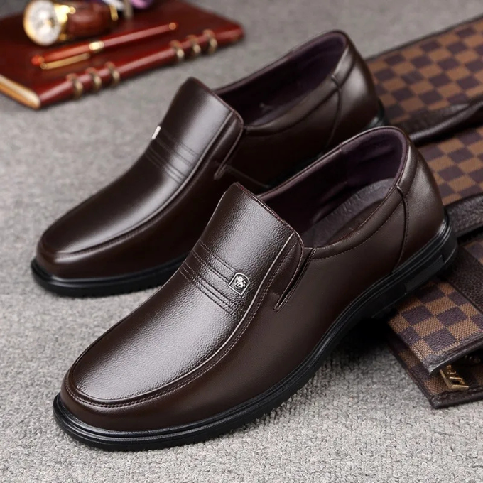 Mocassins effet cuir lisse semi-brillant
