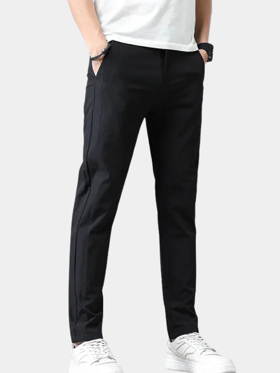 Pantalon slim léger en toile extensible