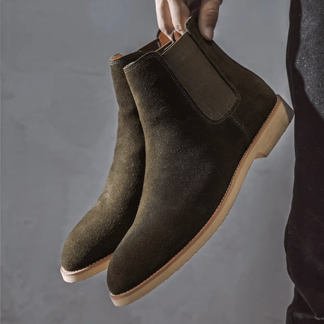 Bottines aspect daim à élastiques latéraux