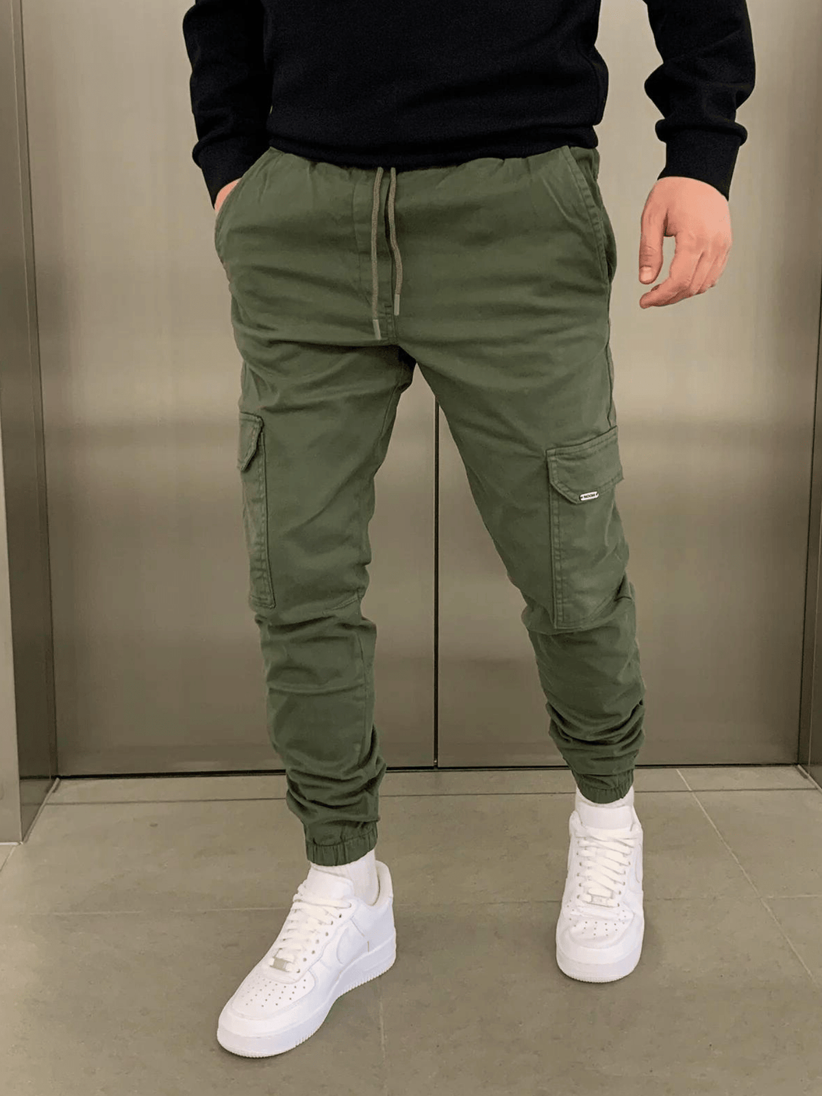 Pantalon cargo coupe souple tissu doux poches latérales homme – Piriac