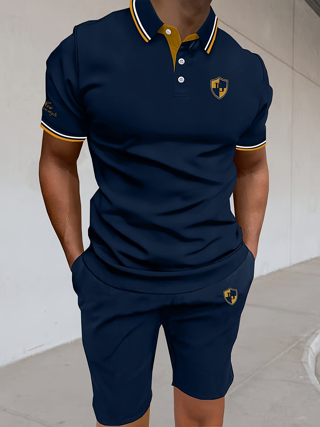 Ensemble polo et short à écusson