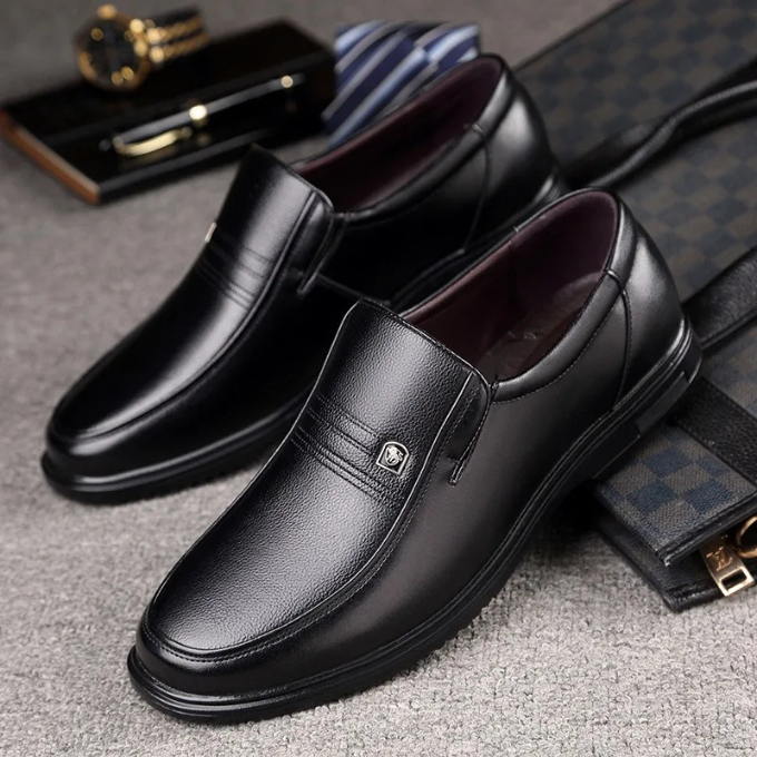 Mocassins effet cuir lisse semi-brillant
