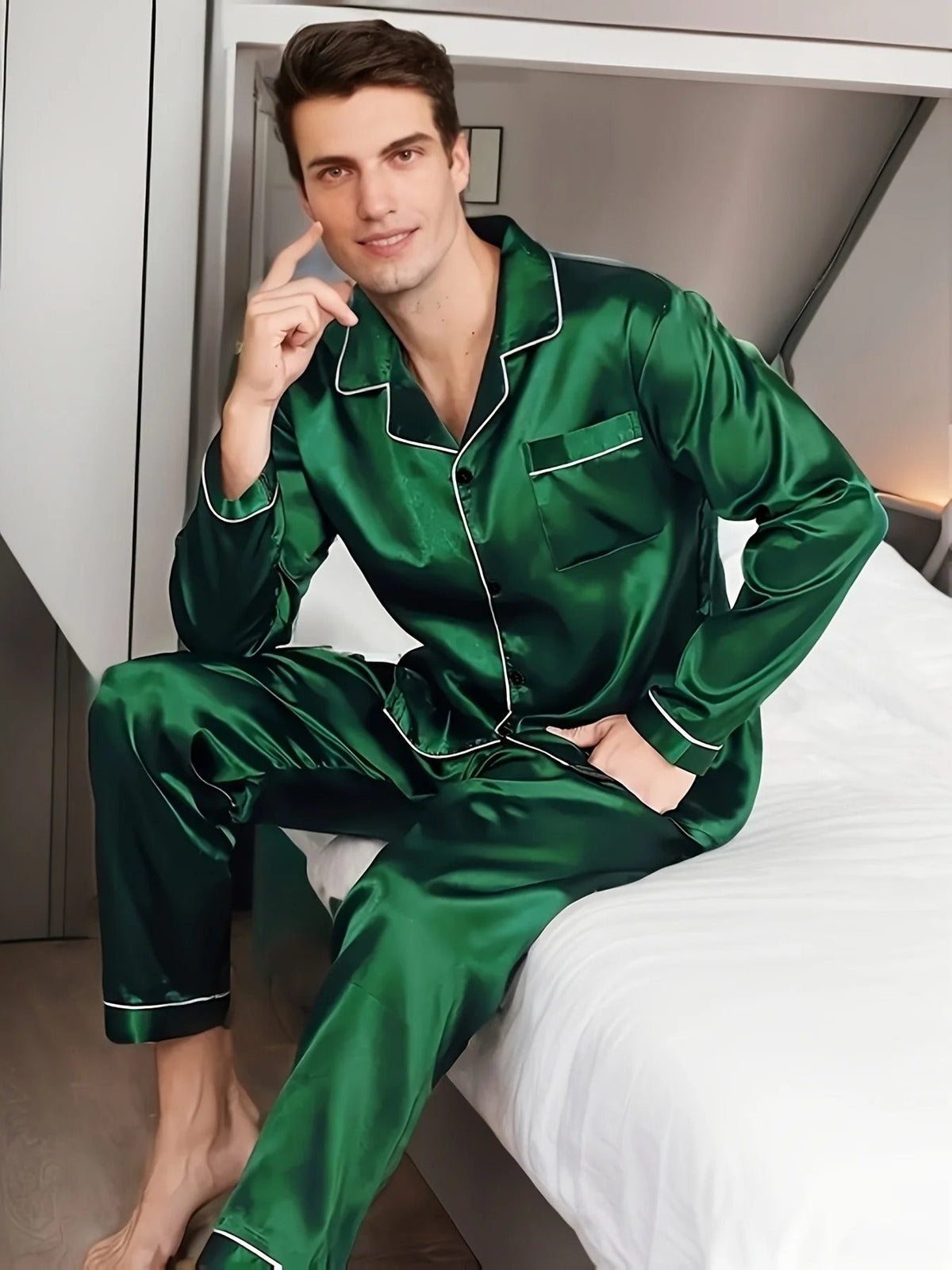 Pyjama en coton et soie finition satinée à la finition soignée homme – Aups