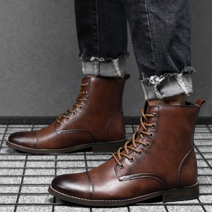 Bottines à lacets effet cuir marron