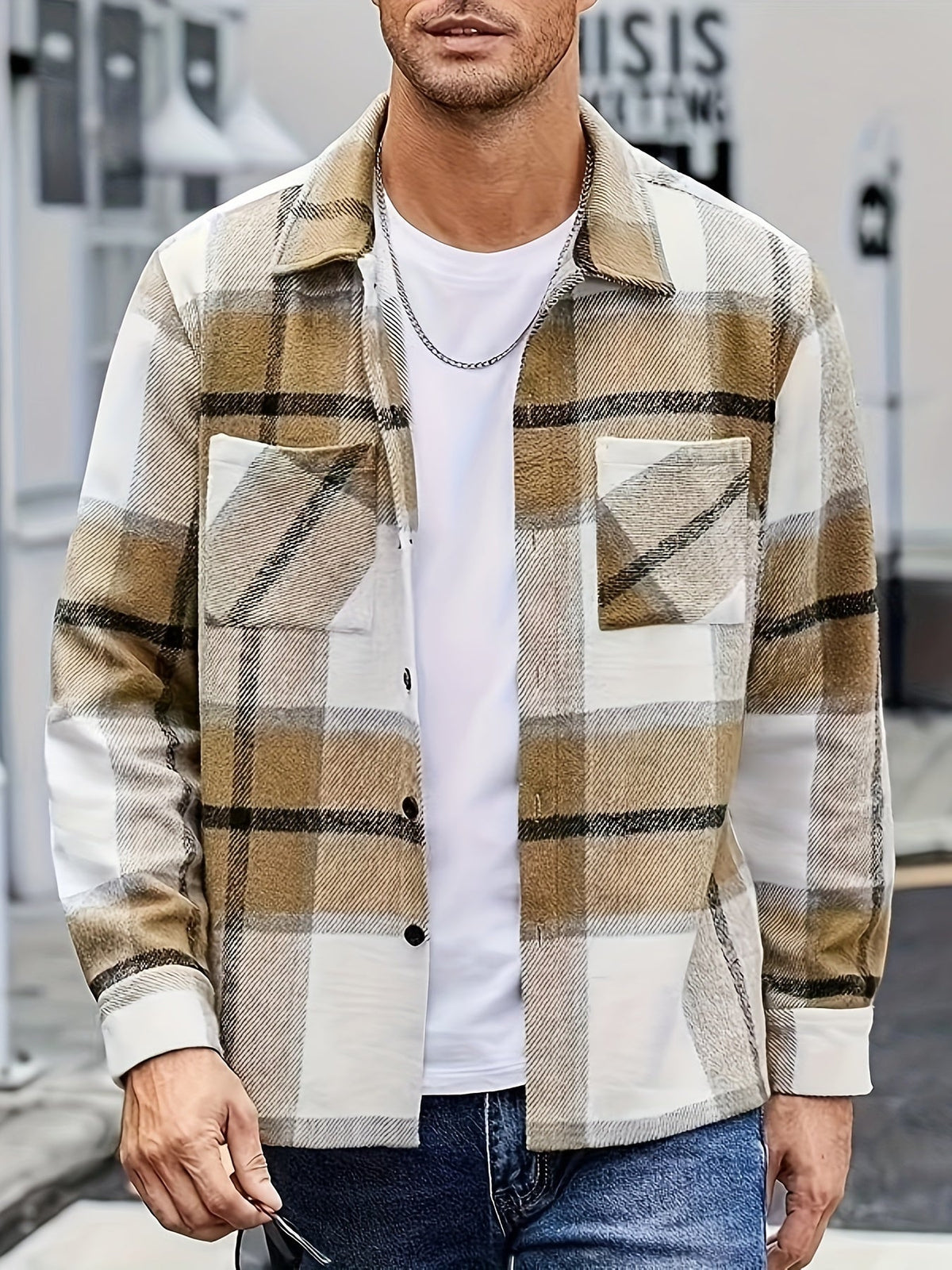 Chemise à carreaux à poches poitrine