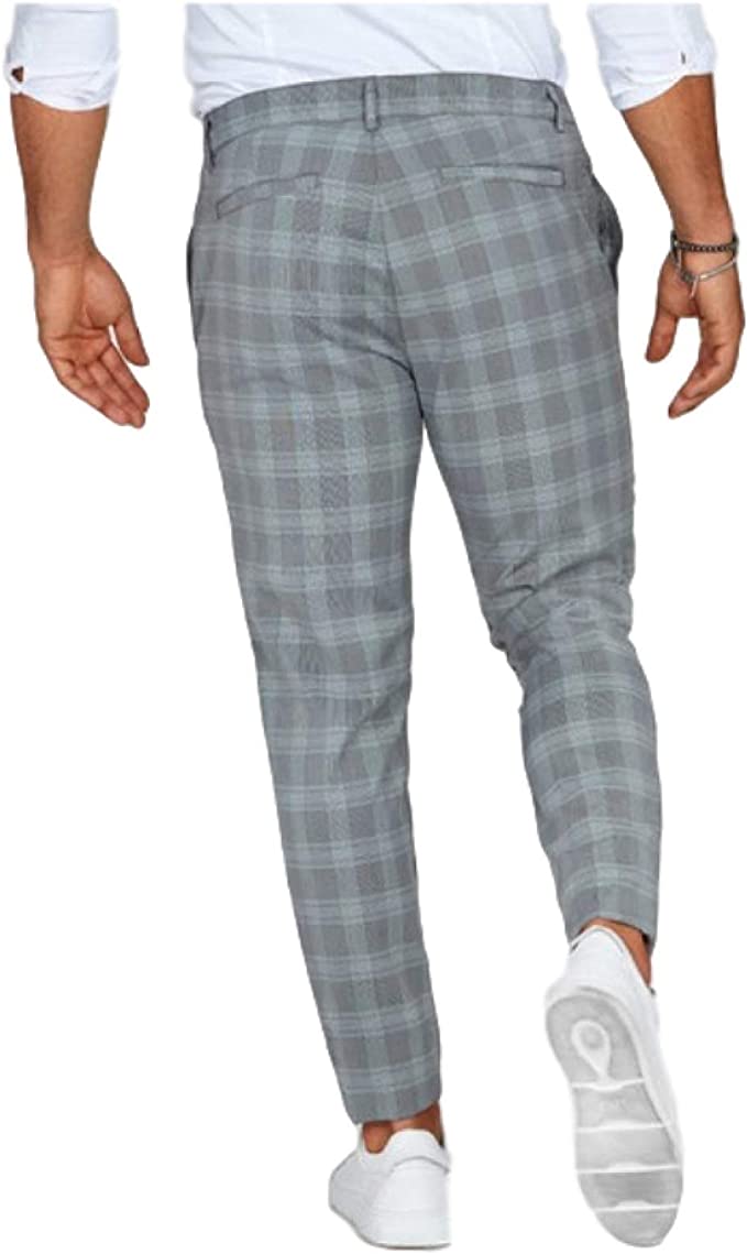 Chino slim à motif carreaux
