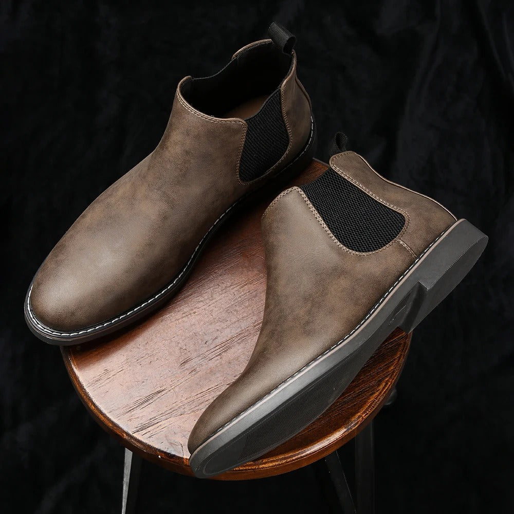 Bottes Chelsea lisses à tige montante empiècements élastiques languette arrière homme – Royan