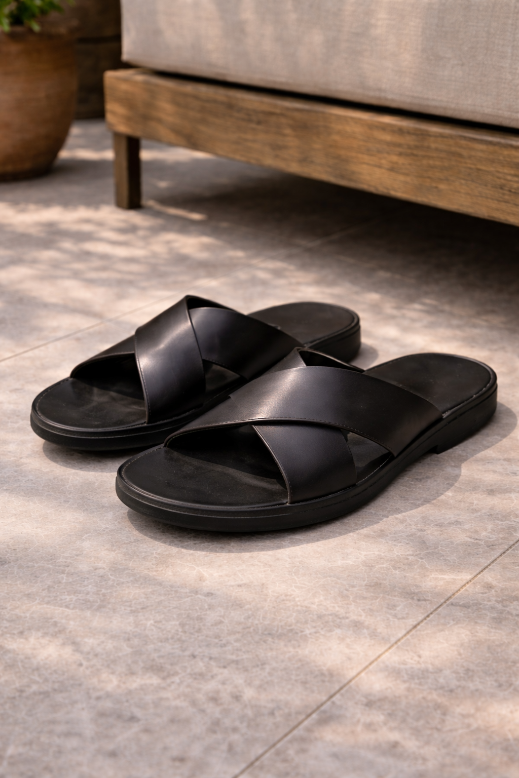 Sandales en cuir à brides croisées au style intemporel homme – Chaillot