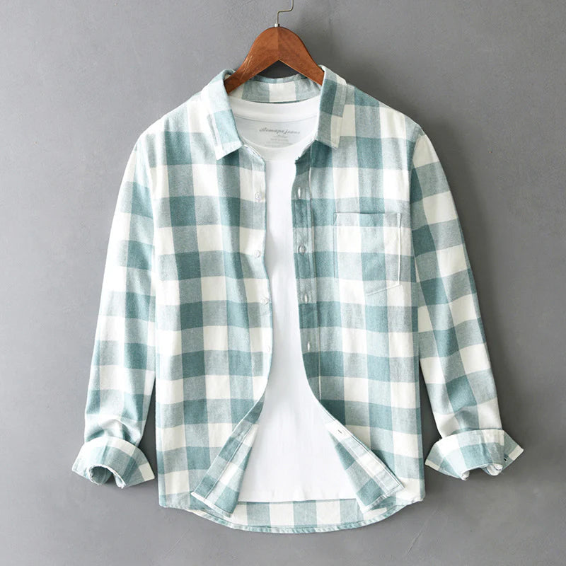 Chemise à carreaux avec poche poitrine