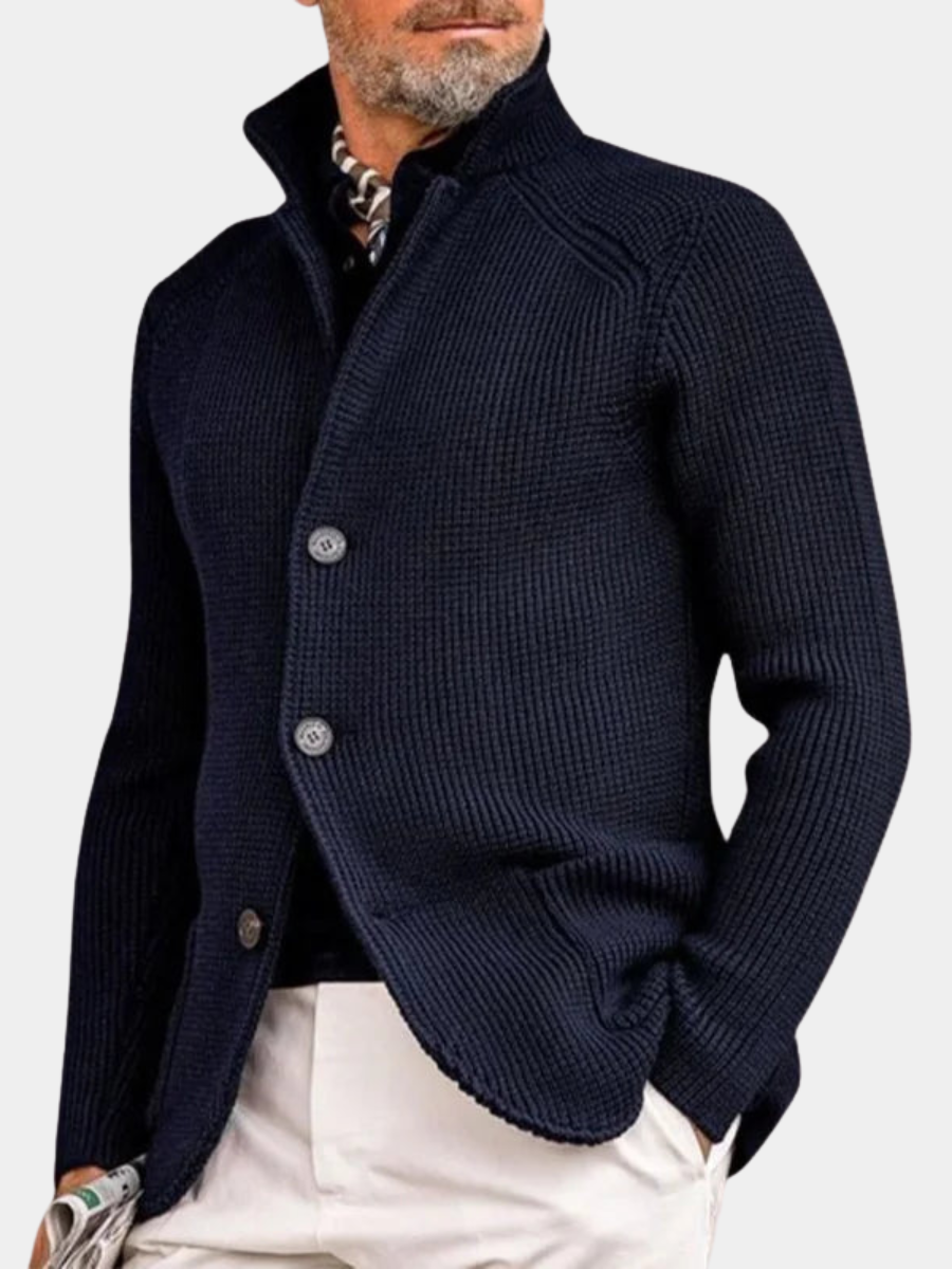 Cardigan en maille intemporelle boutonné du bureau à la soirée homme – Le Conquet