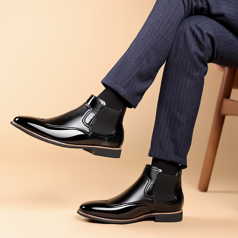 Bottines chelsea brillantes à bout golf
