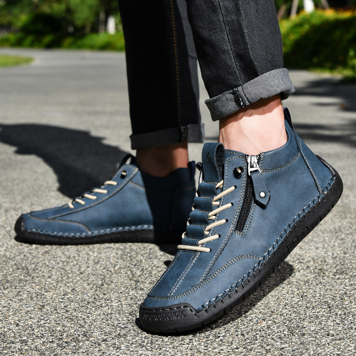 Chaussures montantes zippées aspect nubuck