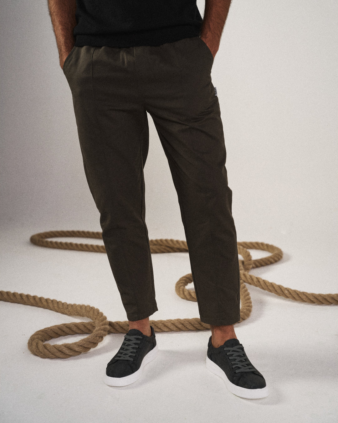 Pantalon coupe relax à taille cordon