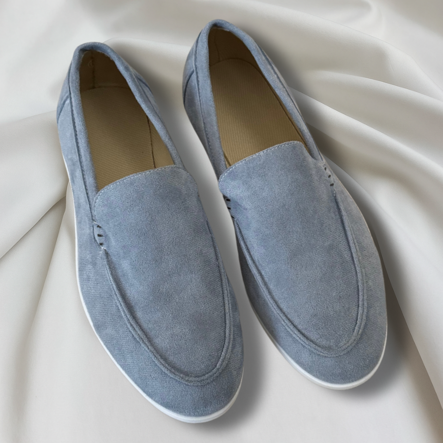 Mocassins aspect daim beige semelle claire