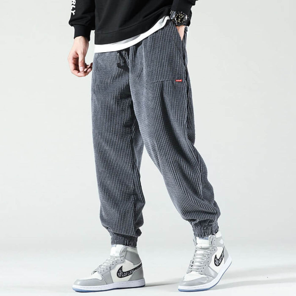 Pantalon de jogging en velours côtelé gris pour homme – Assas