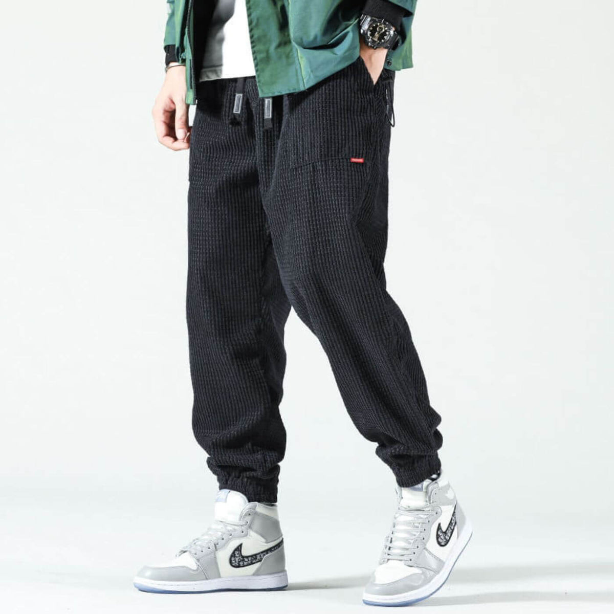 Pantalon de jogging en velours côtelé noir pour homme – Assas