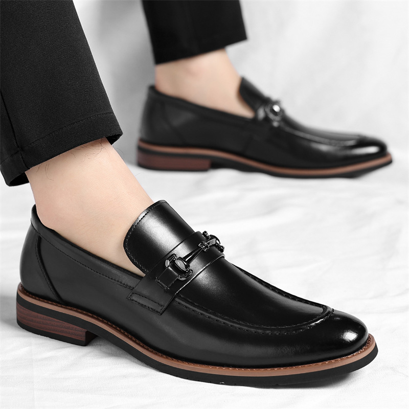 Mocassins habillés effet cuir détail métallique