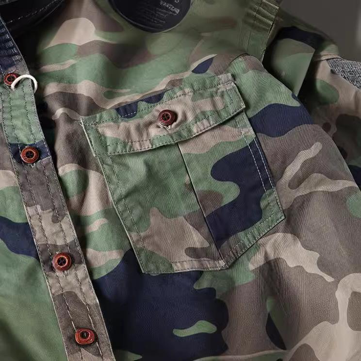 Chemise à motif camouflage poches poitrine