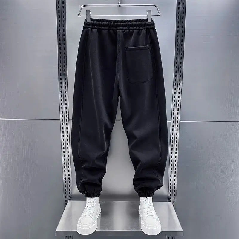 Pantalon jogging noir fuselé à cordon