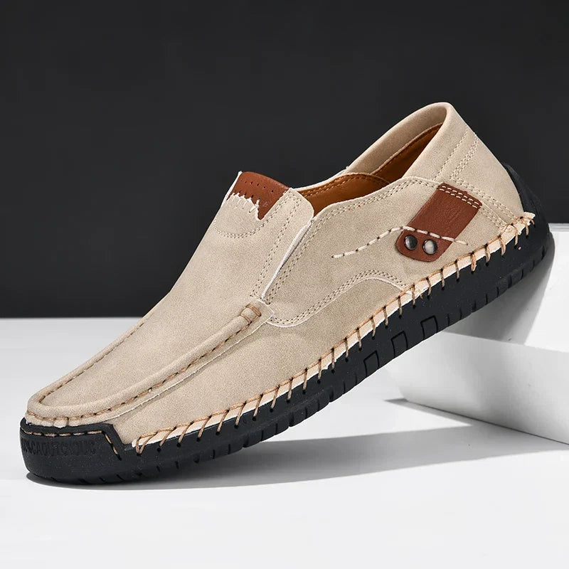 Mocassins aspect daim à surpiqûres apparentes