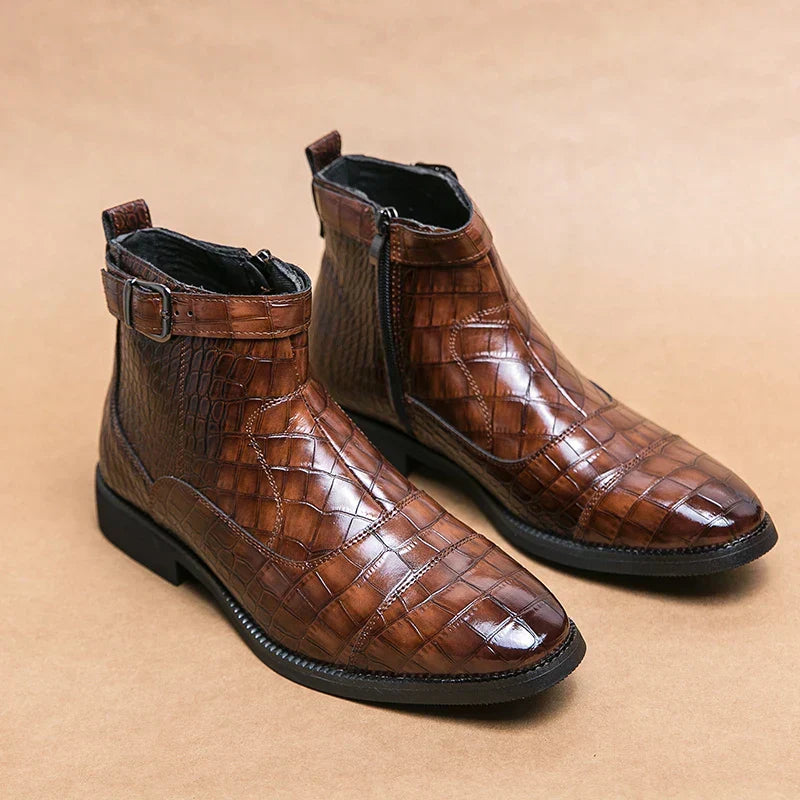 Bottines effet croco marron à boucle