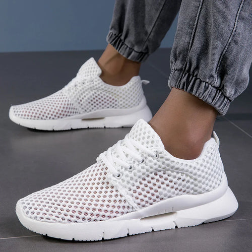 Baskets en maille aérée à lacets