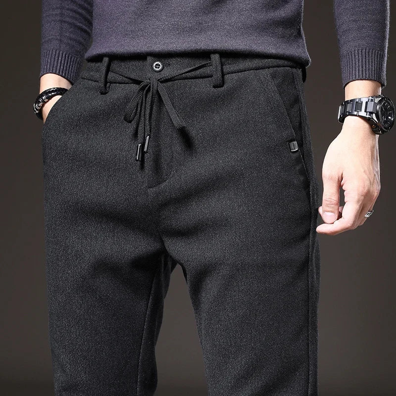 Pantalon jogger coupe ajustée au chic discret au style intemporel homme – Céreste