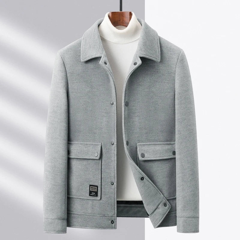 Manteau coupe classique lignes épurées