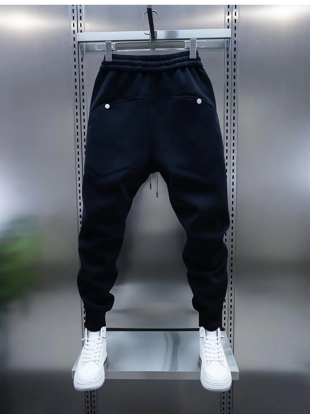 Pantalon jogging à bas boutonnés
