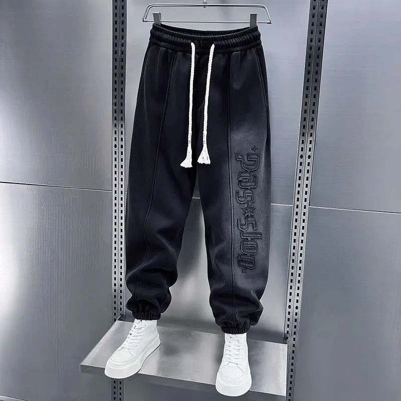 Pantalon jogging noir fuselé à cordon