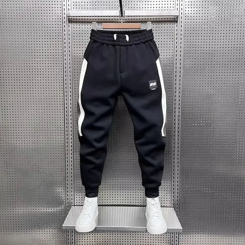 Pantalon de jogging noir à rayures