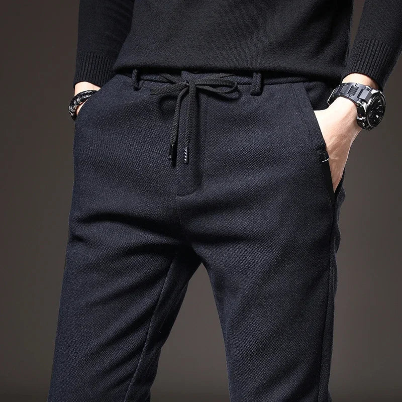 Pantalon jogger coupe ajustée au chic discret au style intemporel homme – Céreste
