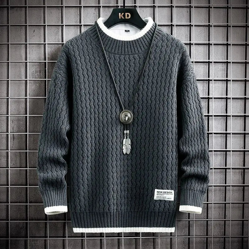 Pull en maille tricotée classique