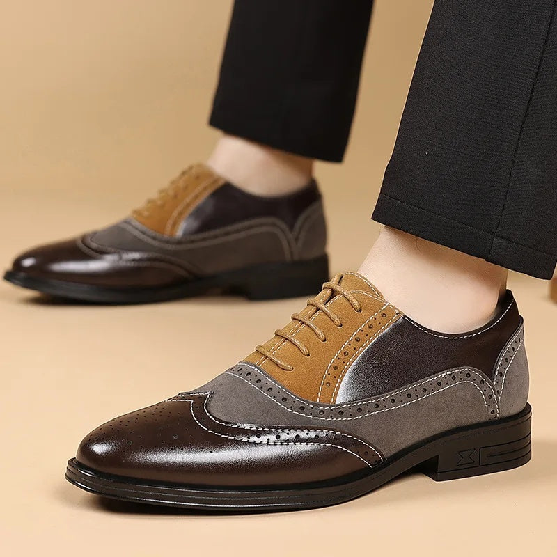 Chaussures brogue à lacets bicolores