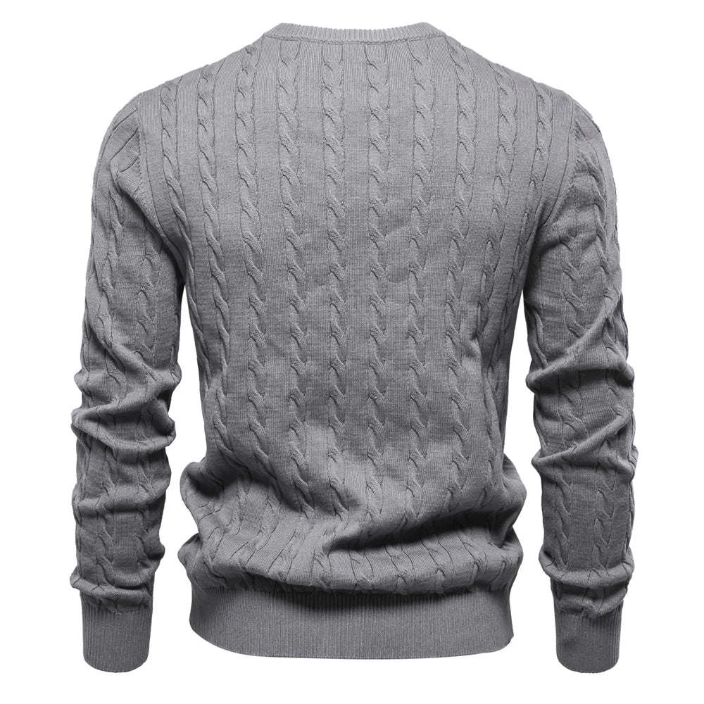 Pull en maille torsadée