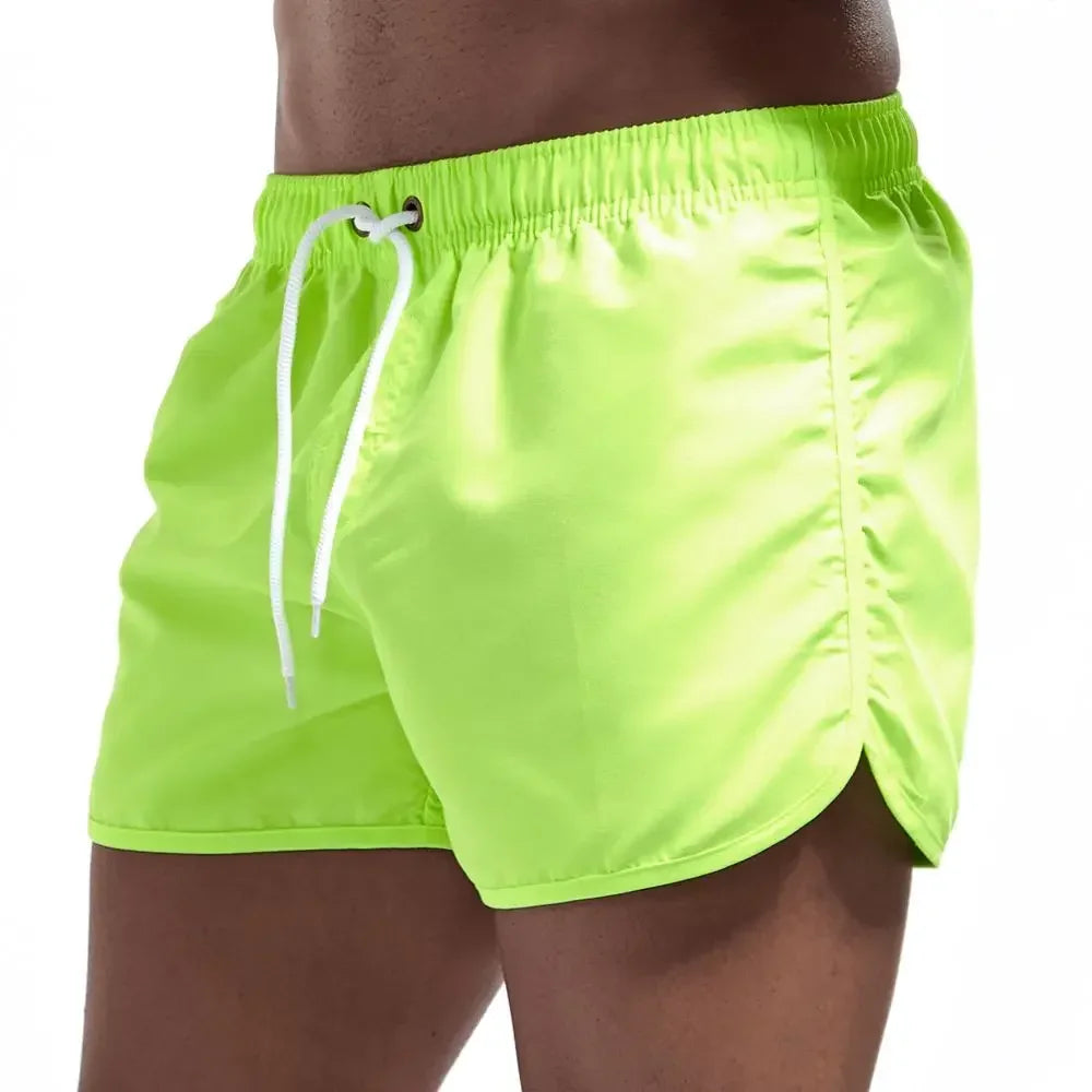 Short de bain court taille cordon