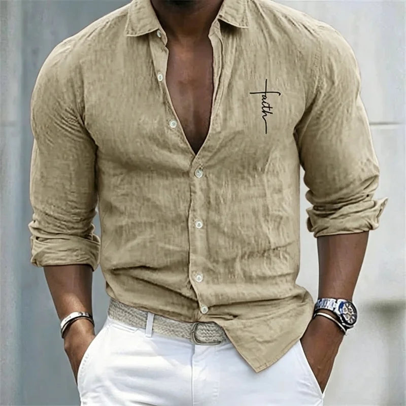 Chemise unie à col classique boutonnée