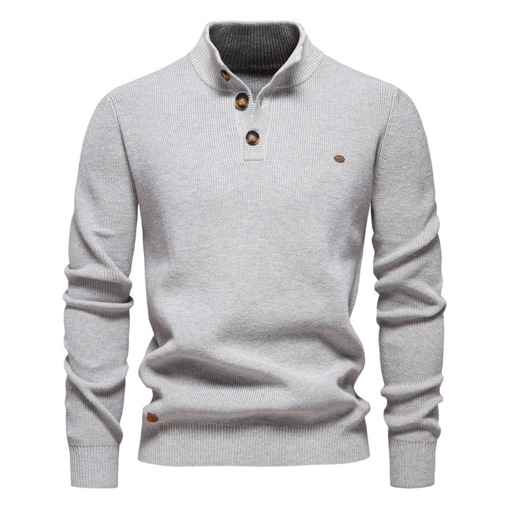 Pull col montant à boutons