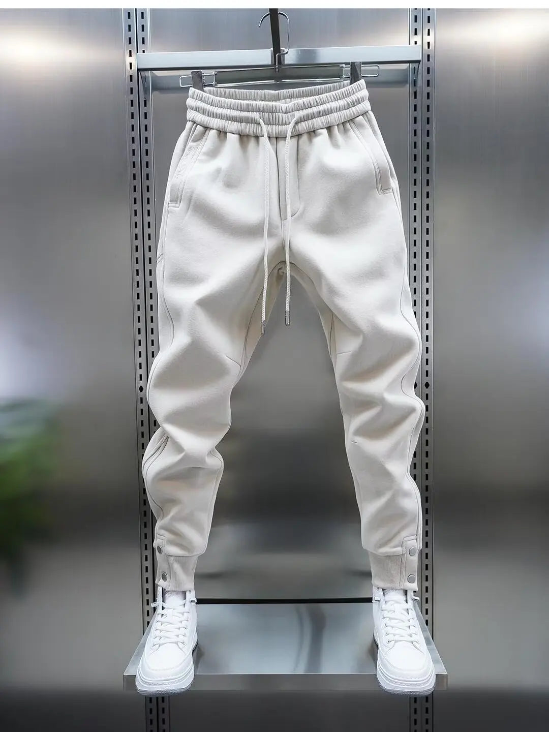 Pantalon jogging à bas boutonnés