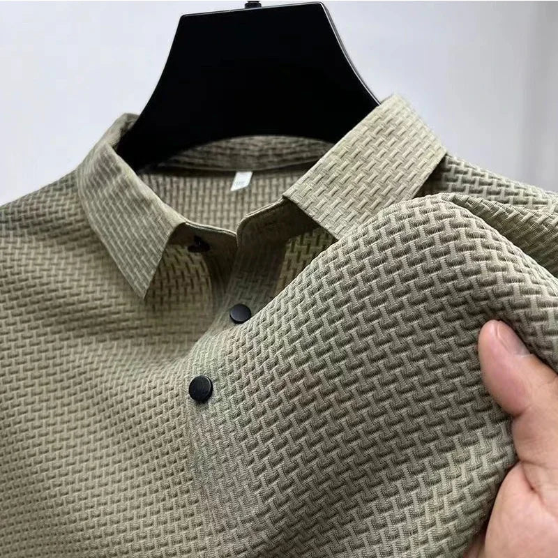 Polo texturé à col boutonné