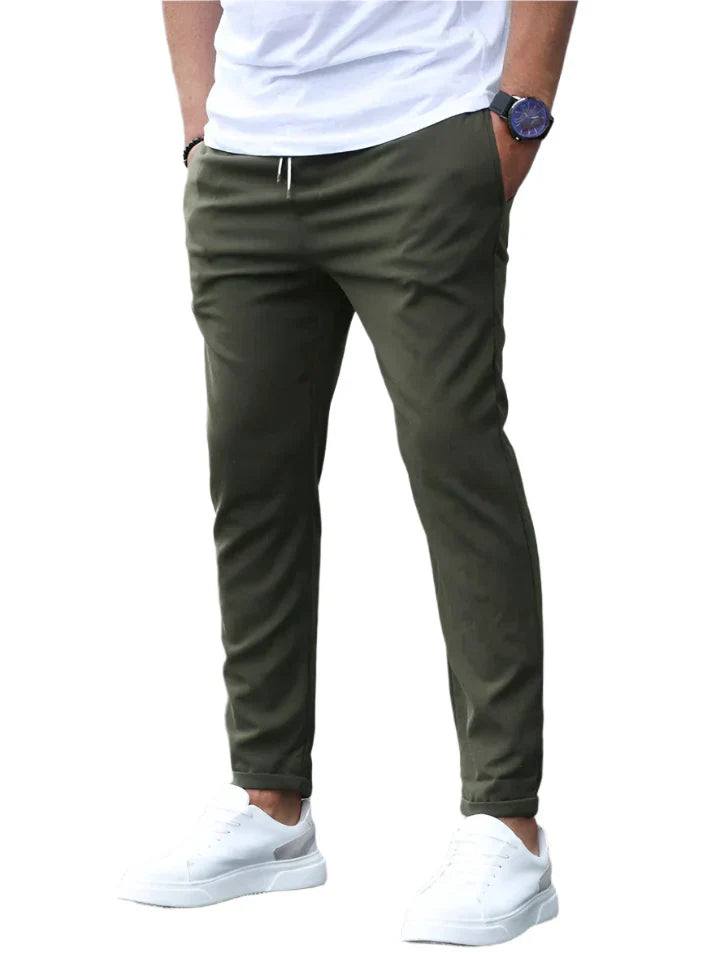 Pantalon ajusté en toile stretch