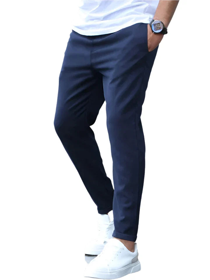 Pantalon ajusté en toile stretch