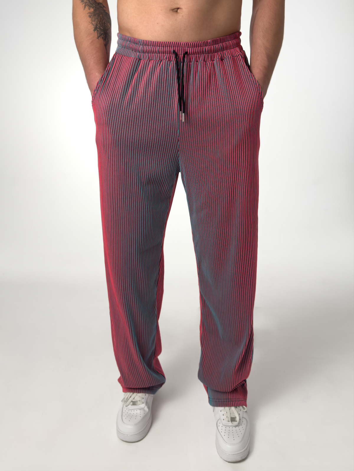Pantalon droit à micro-rayures et cordon