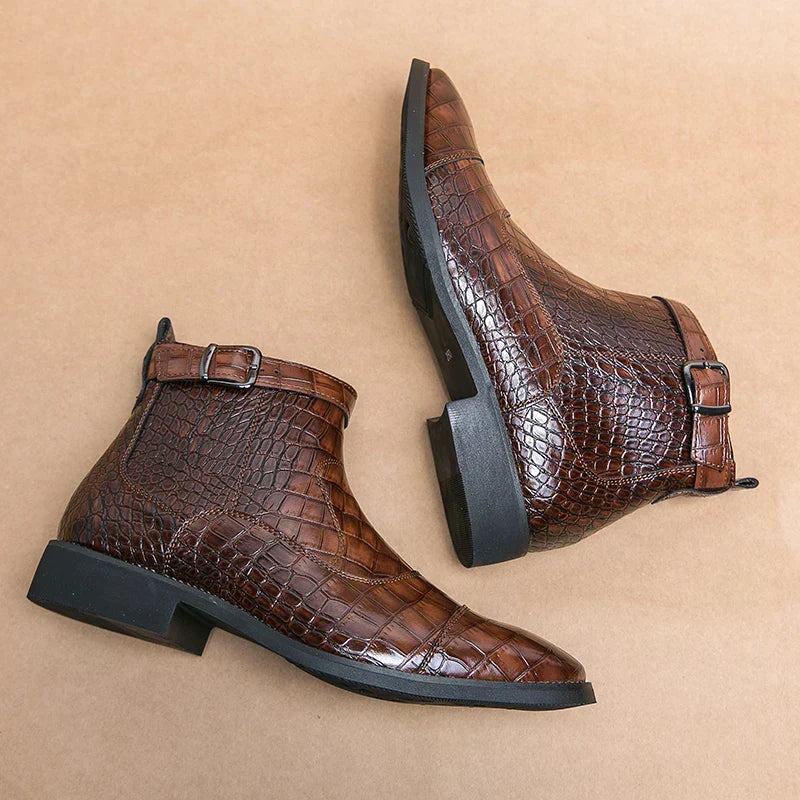 Bottines effet croco marron à boucle