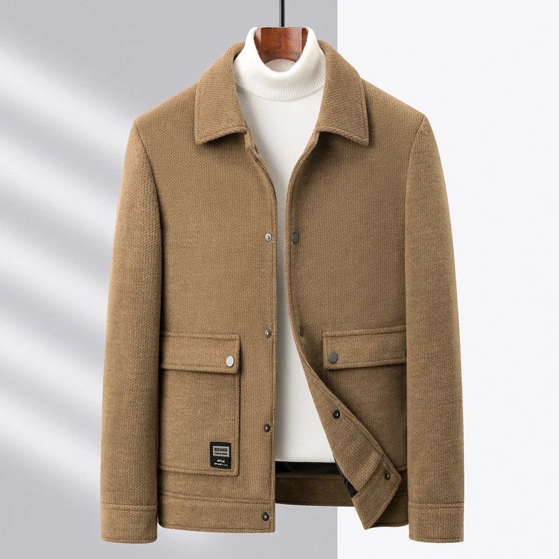 Manteau coupe classique lignes épurées