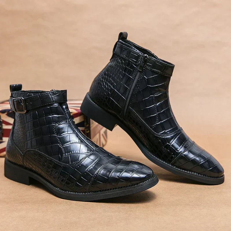 Bottines effet croco marron à boucle